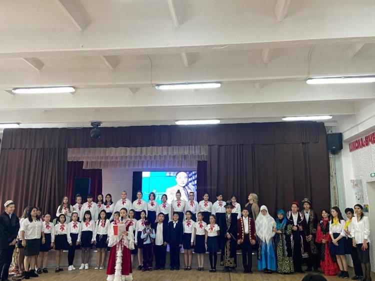 Тілдер апталығы / Неделя языков