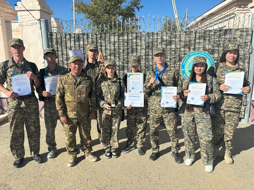 По итогам областного турнира в памяти первого министра обороны героя советского союза Халық Қаһарманы Сагадат Нурмаганбетова  команда  КГУ «СОШ № 9» заняла третье место среди 15 команд. Соревнования прошли в воинской части 28738 города Семей.